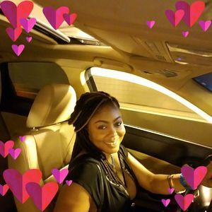 Meet your Posher, Chermarca